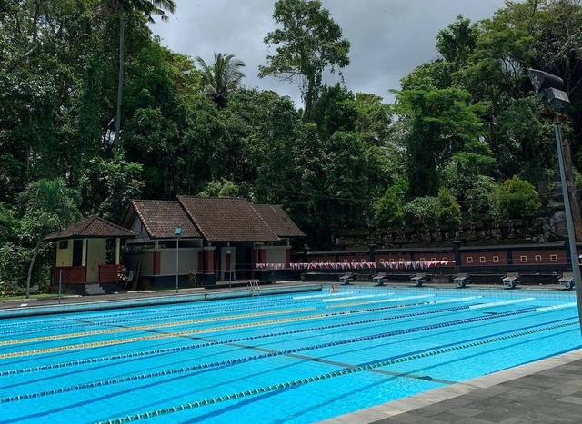 Tirta Arum Swimming Pool