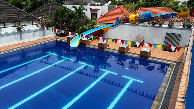 Swimming pool Betesda Swimming Pool 102659