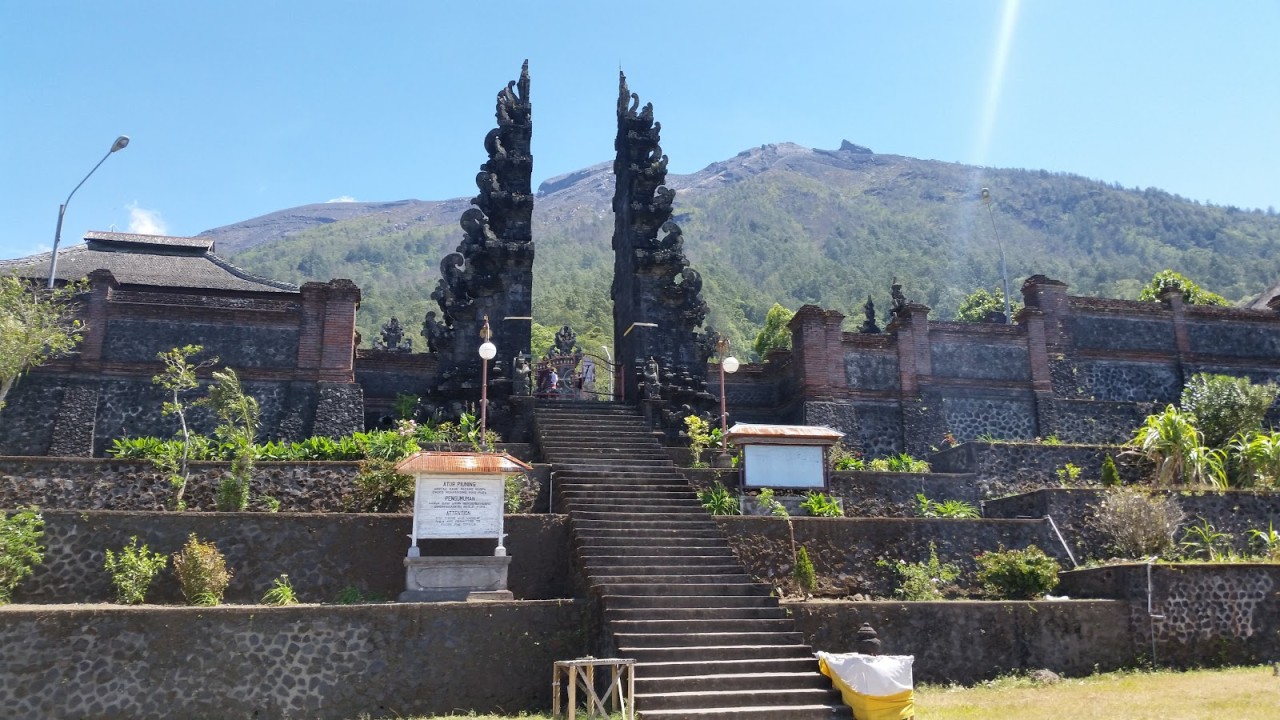 Pura Pasar Agung Sibetan