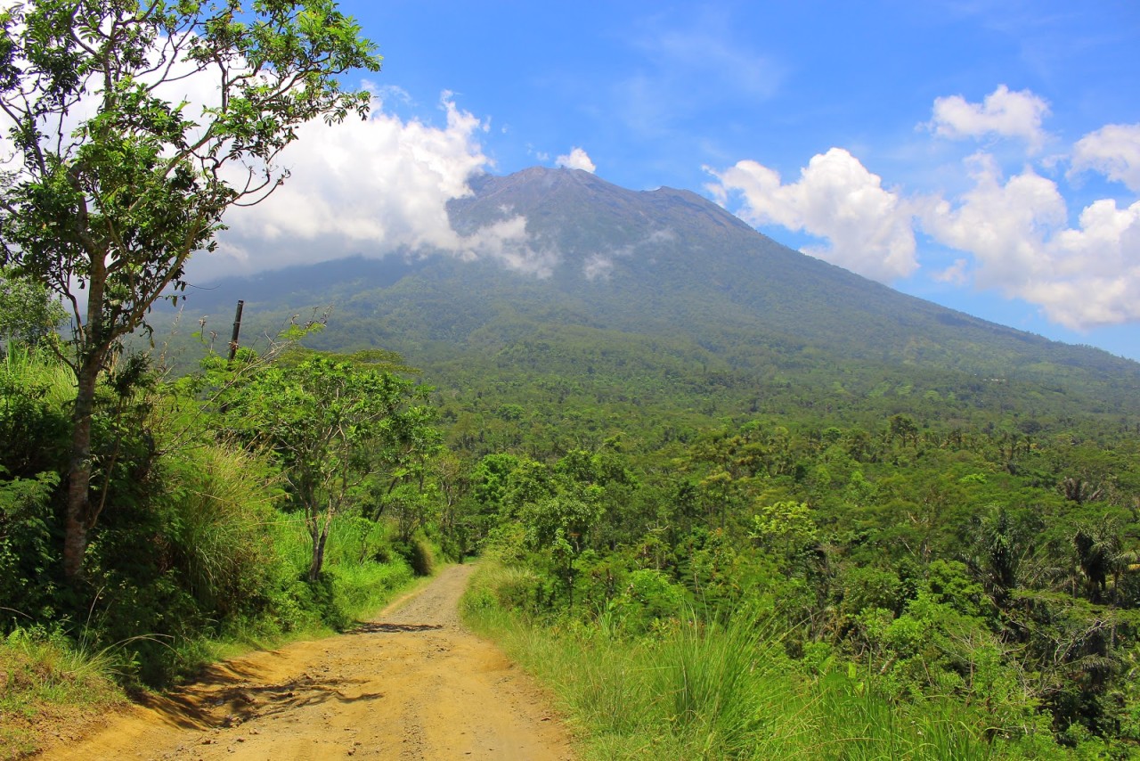 Pura Pasar Agung Sibetan