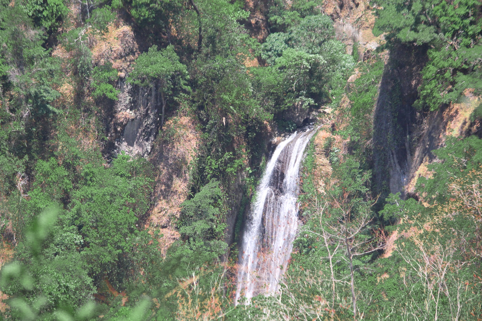 Air Terjun Desa Kutuh Bangli