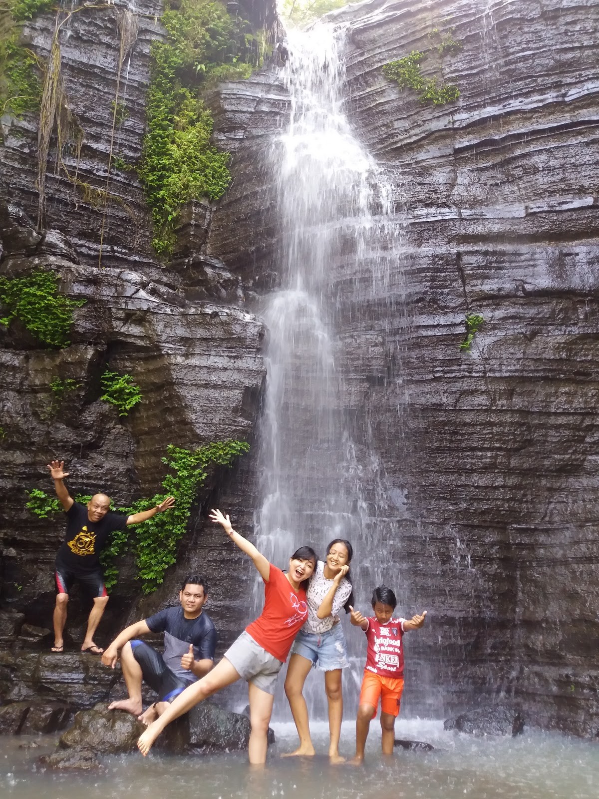 Air Terjun Grojogan Yehembang Kauh (entrance)