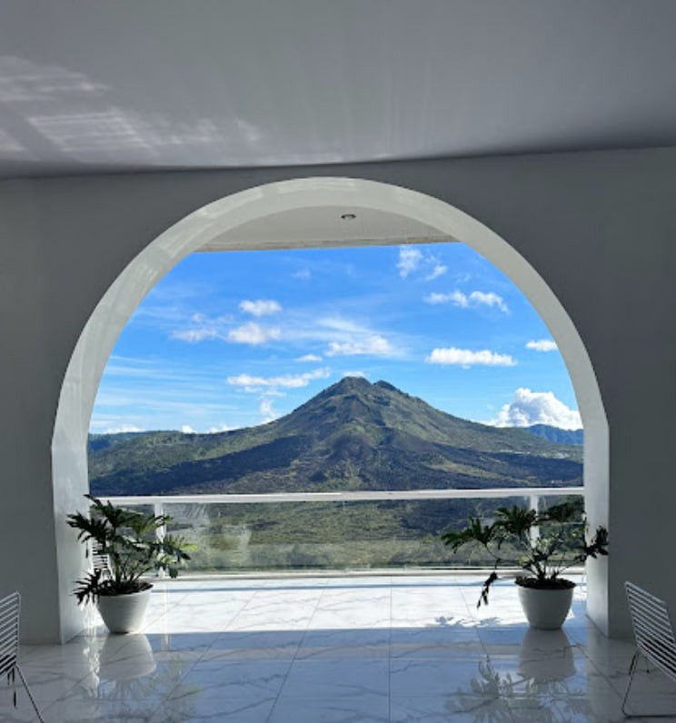 Caldera Hotel & Restaurant