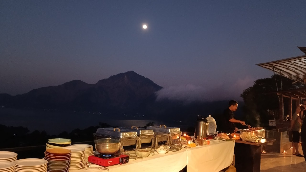 Caldera Hotel & Restaurant