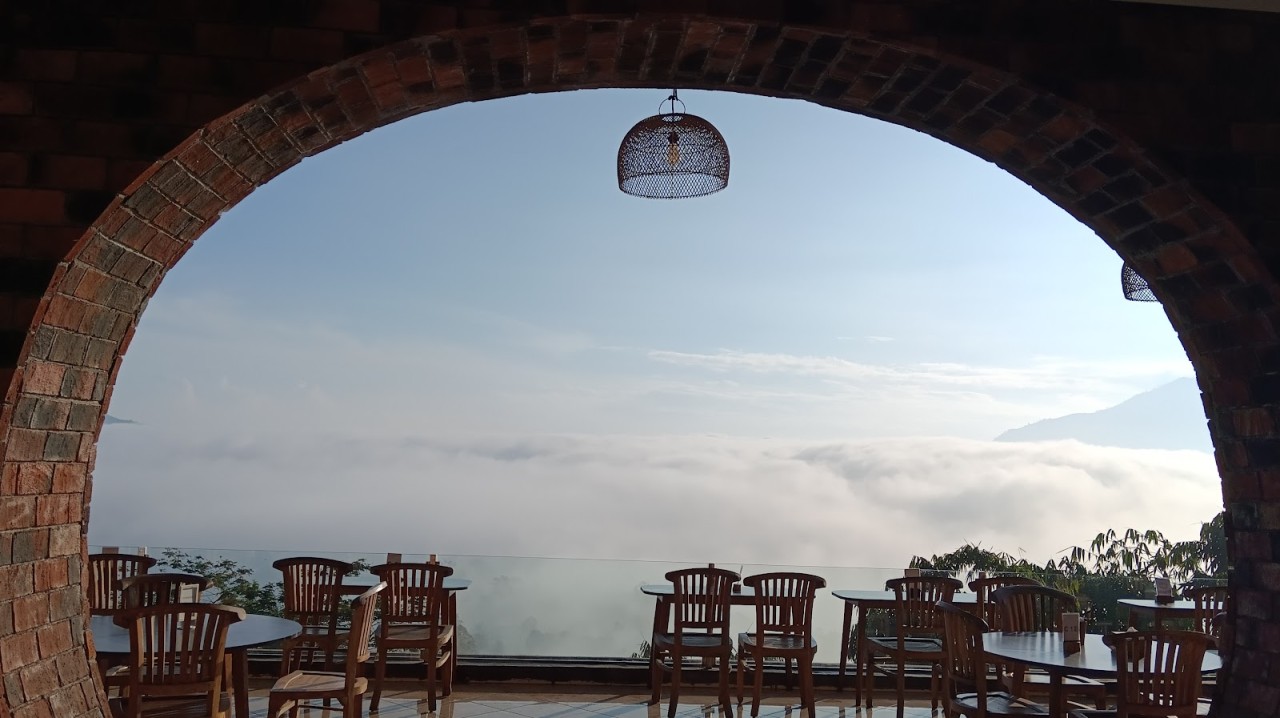 Caldera Hotel & Restaurant