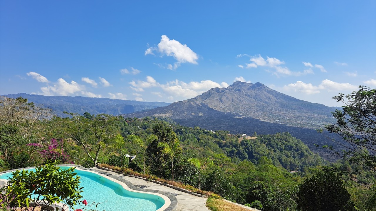 Caldera Hotel & Restaurant