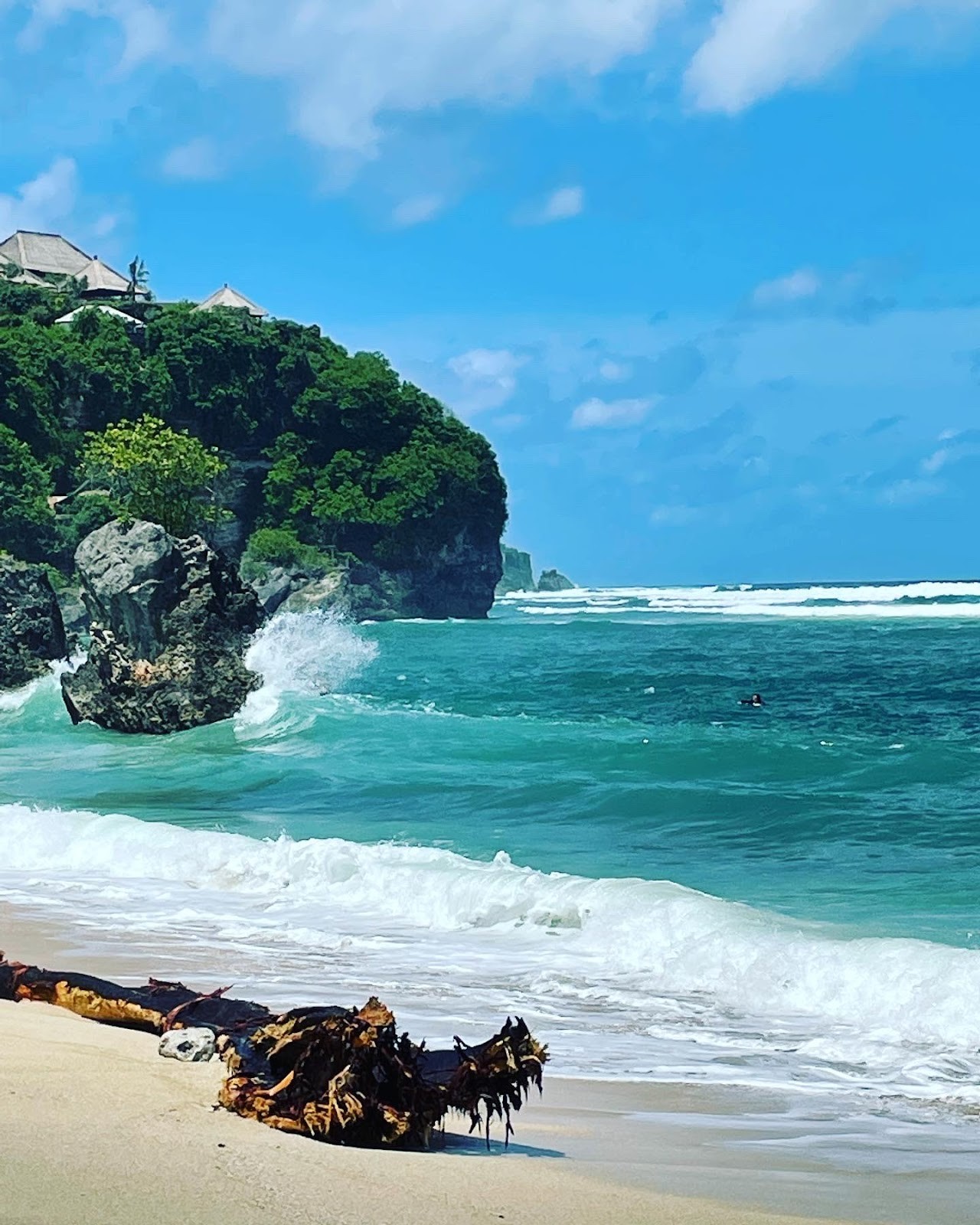Bingin Beach