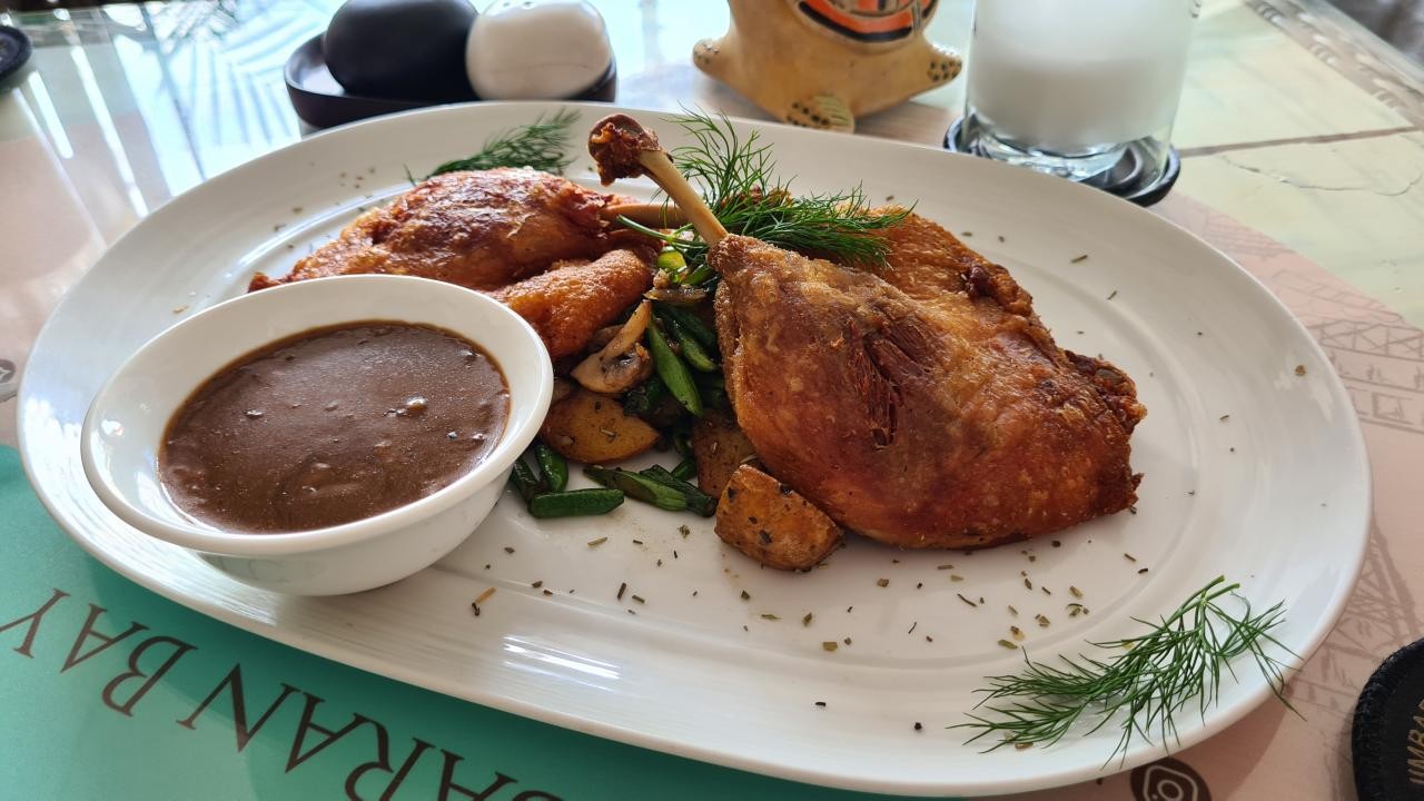 La Brasserie by Melting Wok