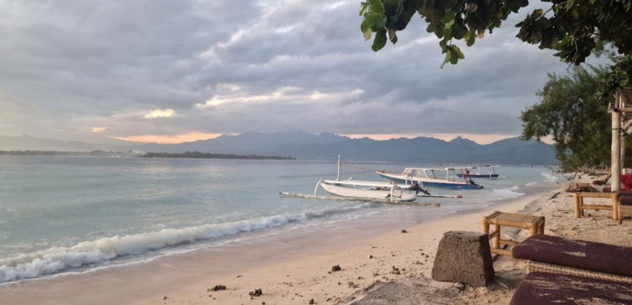 Mojo Beach