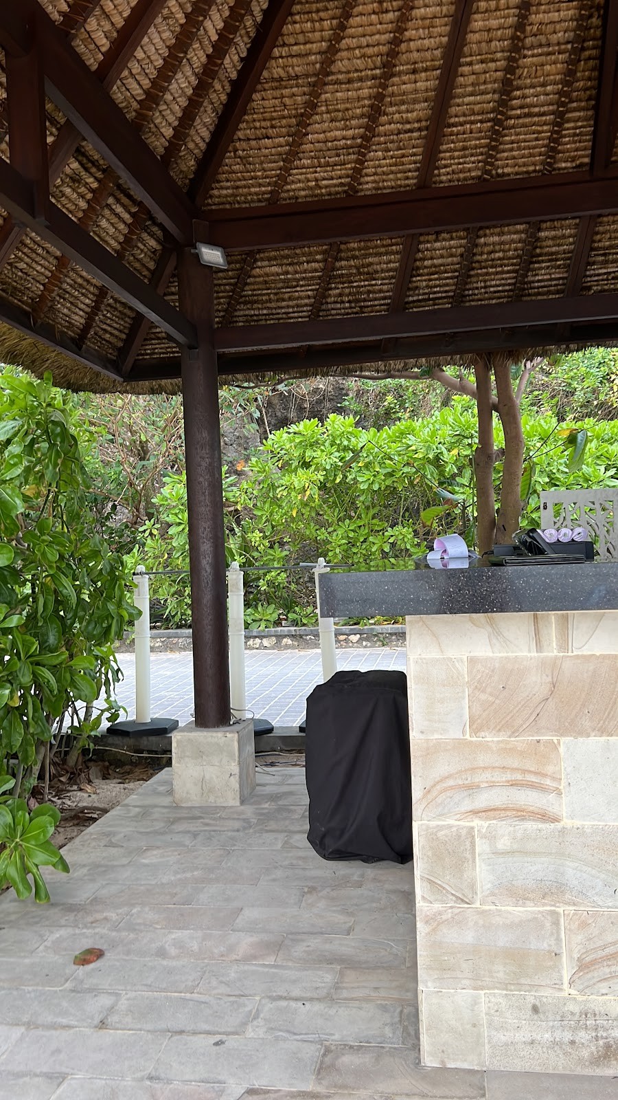 Origano Beach Club & Bar