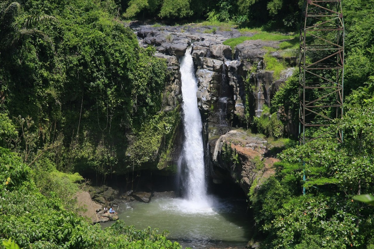 Tegenungan Waterfall