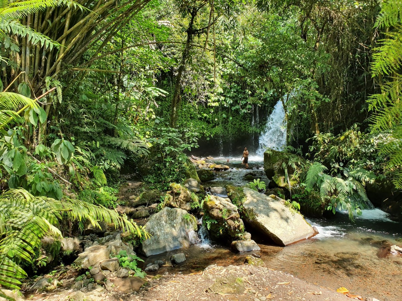 Air Terjun Yeh Hoo