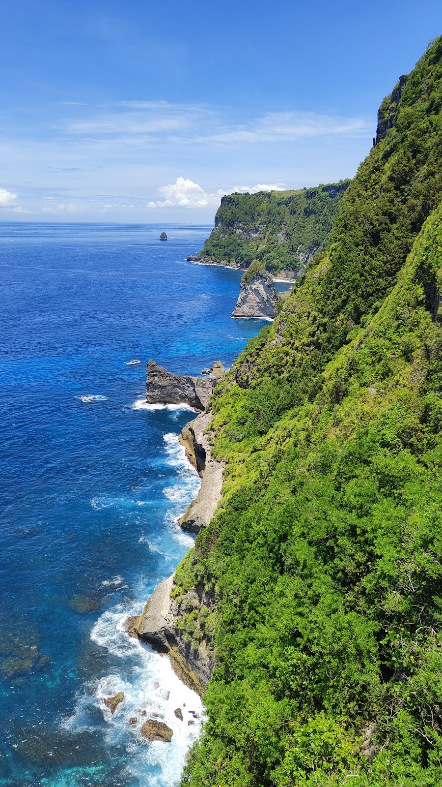 Peguyangan Waterfall