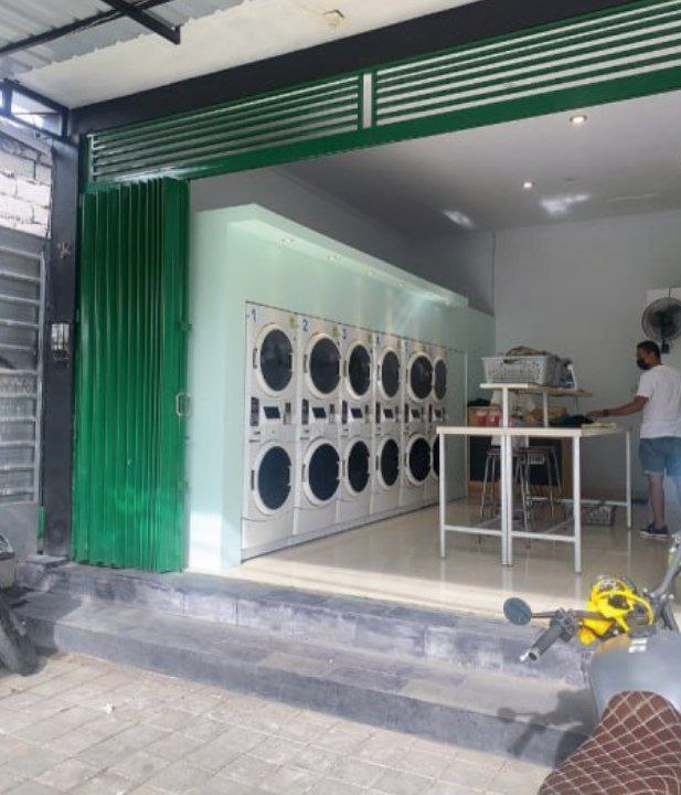 Laundry Tropical laundry- laundromat 99608