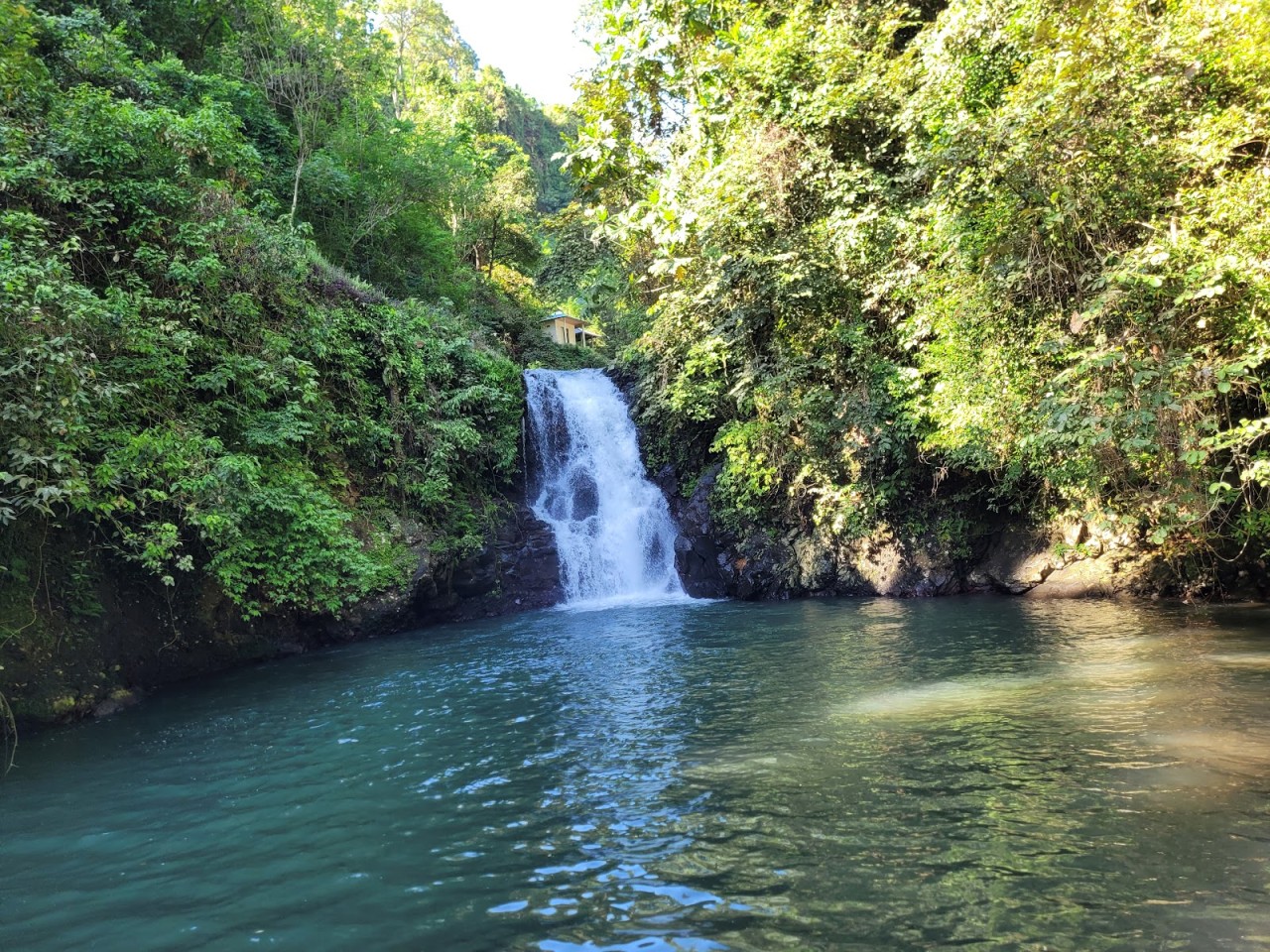 Parking lot to Aling Aling, Kroya, Kembar and Puchuk waterfalls