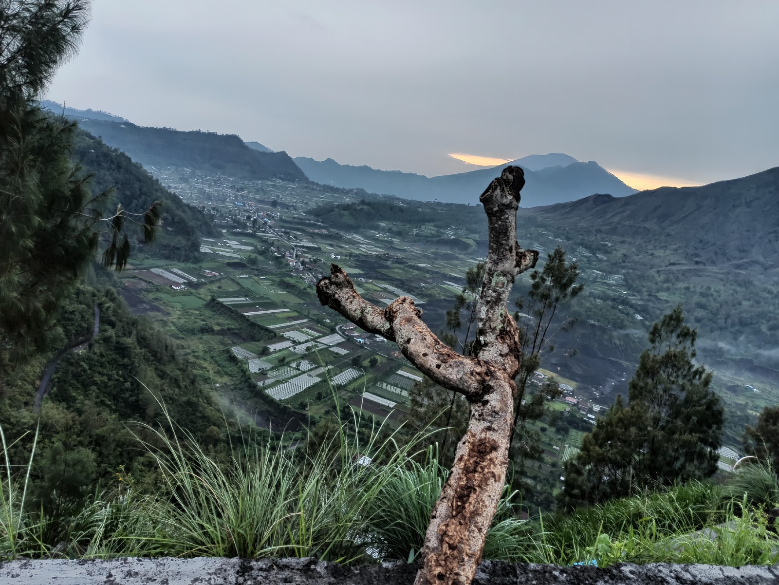 Viewing platform Viewpoint at Pinggan village 99964