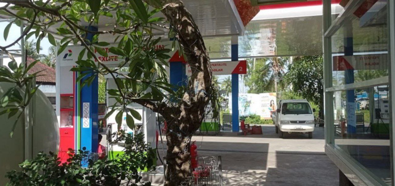 Gas station SPBU Pertamina Ped Nusa Penida 65543