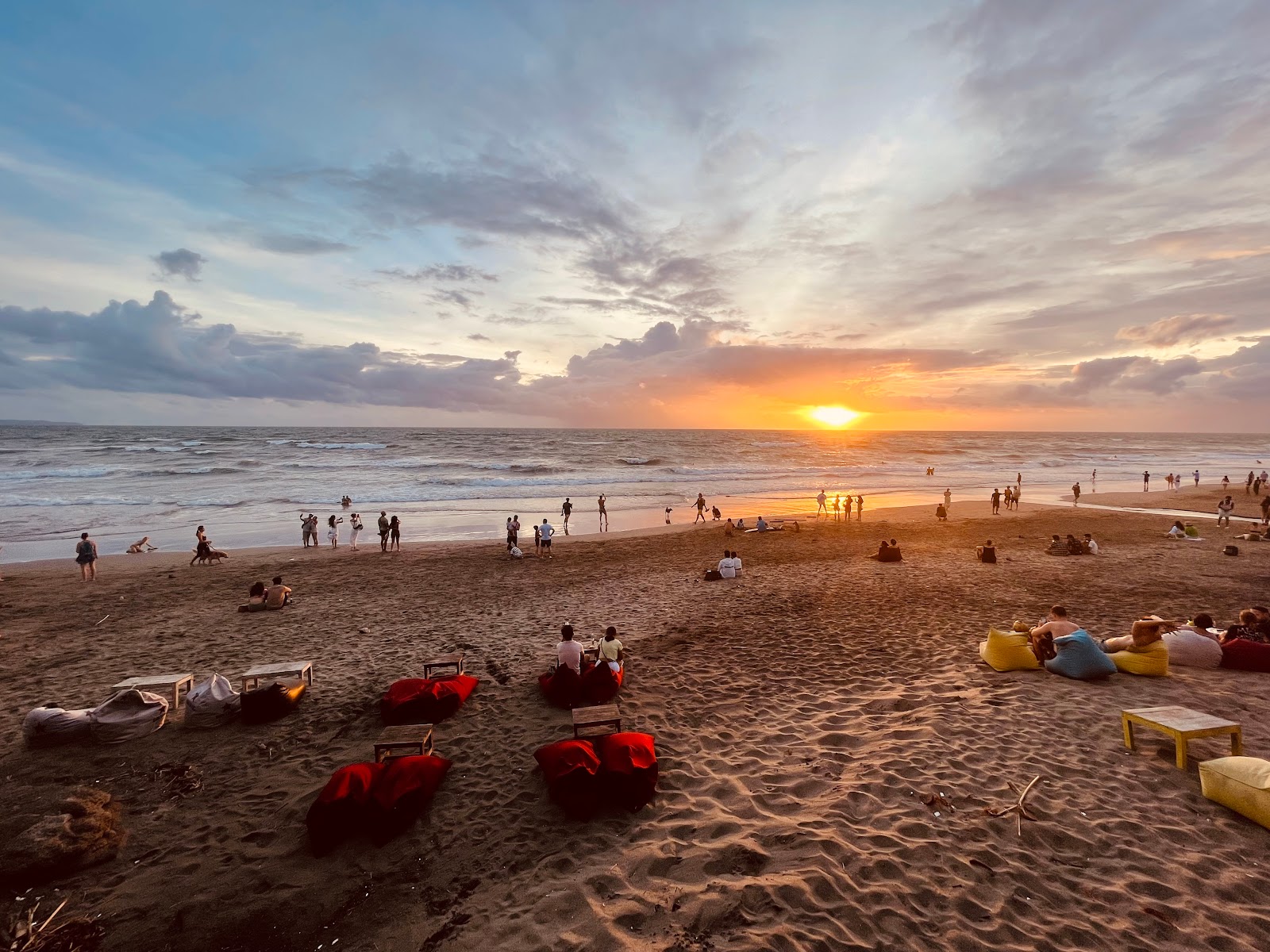 Beach club The Lawn Canggu Beach Club 143699