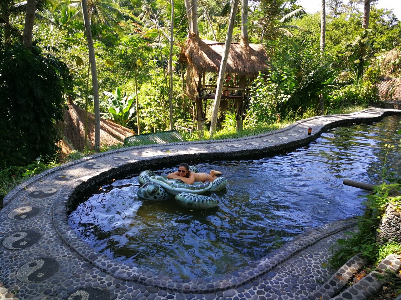 Dragonfly Village Sauna