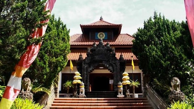 Vihara Dharma Giri Buddhist Temple