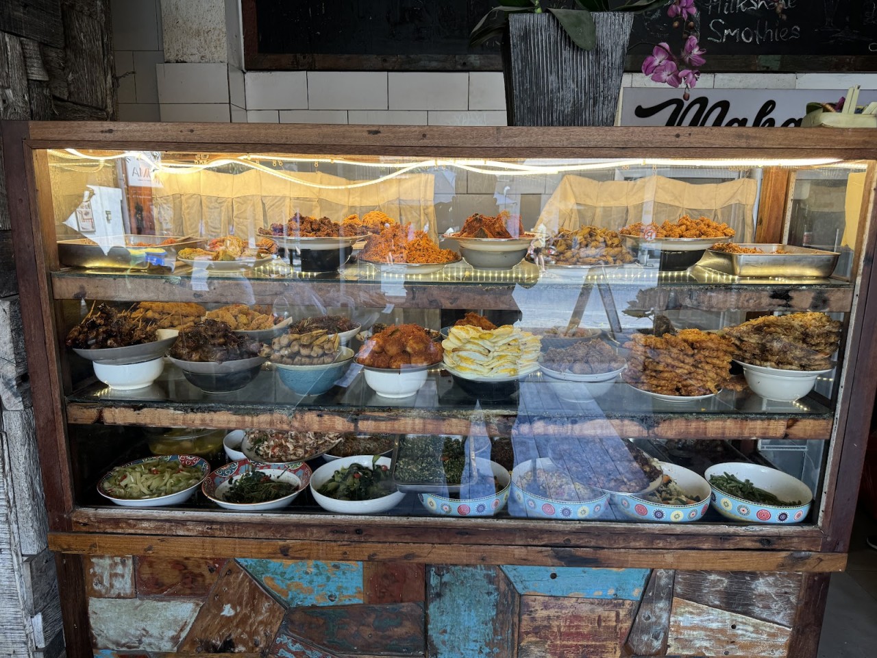 Varuna Warung