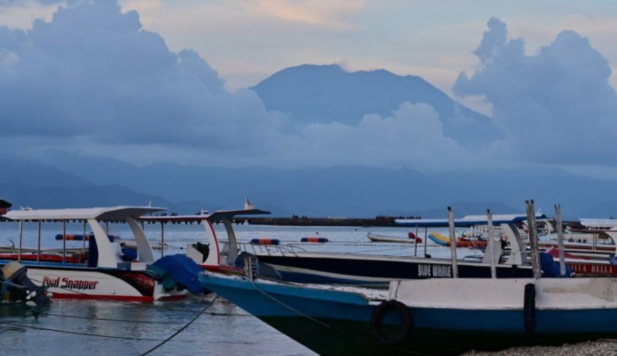 Toya Pakeh Harbour