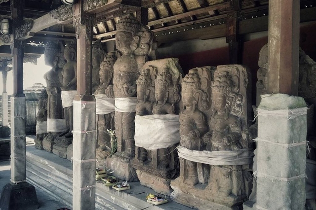 Temple Pura Puncak Penulisan Temple 97887