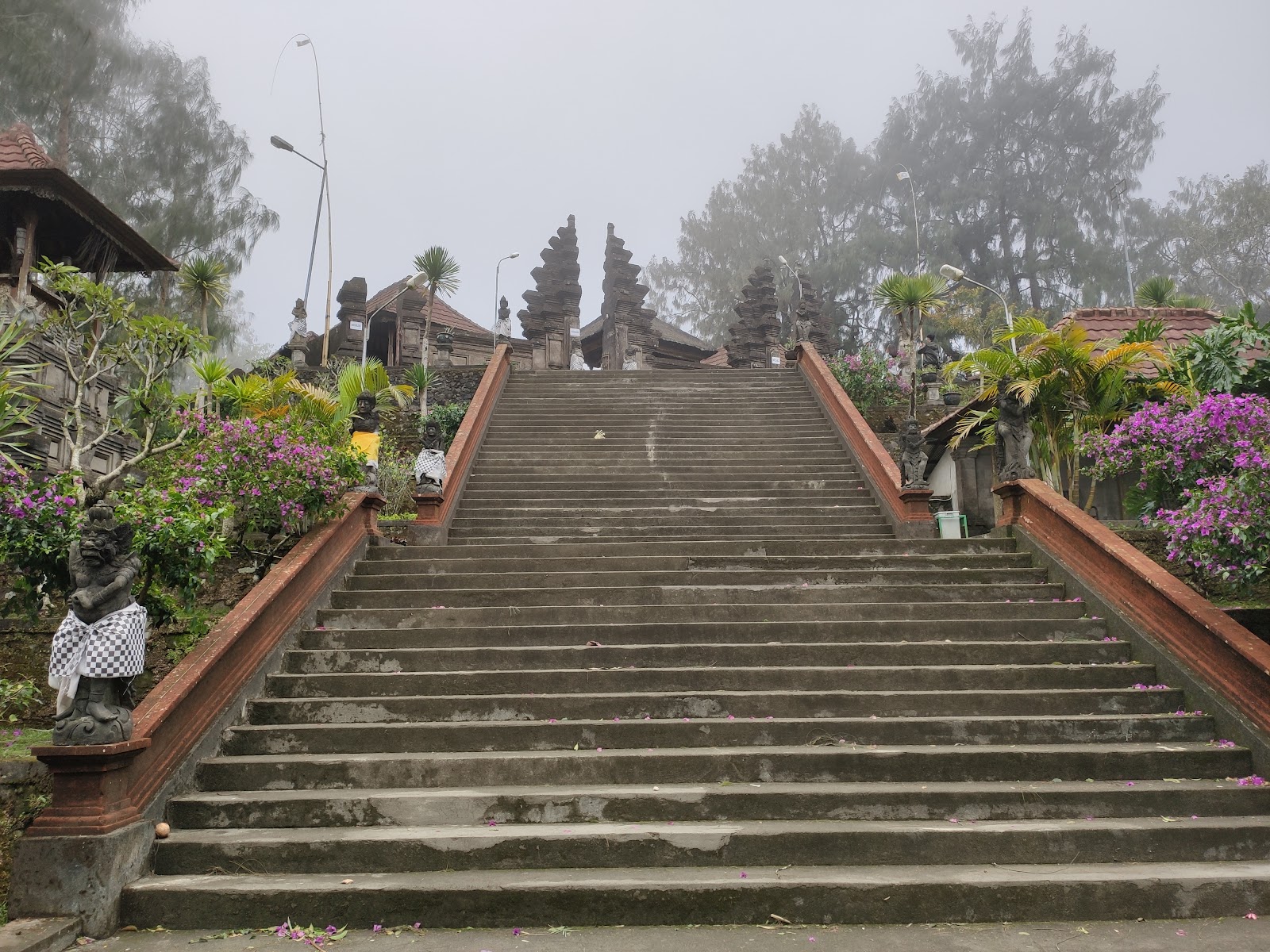 Pura Puncak Penulisan Temple