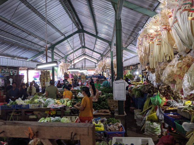 Local Fruit And Vegetable Market