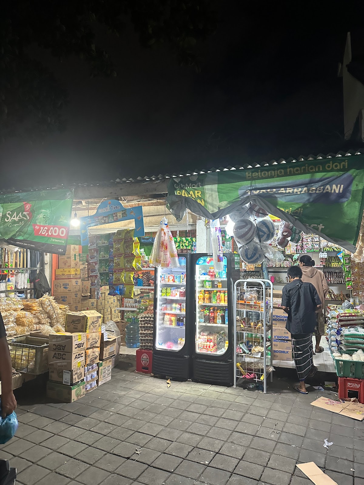 Local Fruit And Vegetable Market