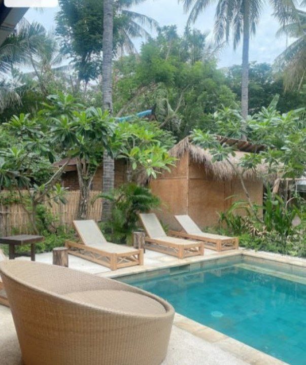 Gili Treehouses