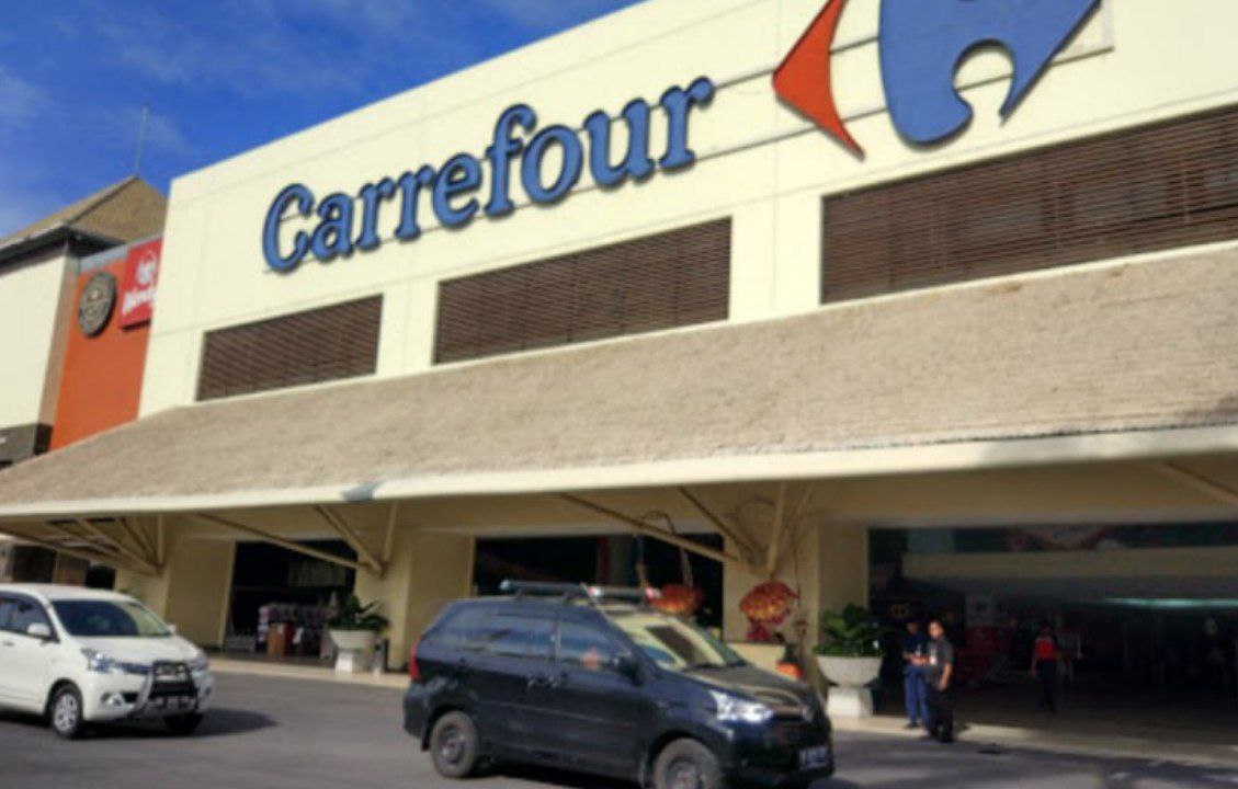 Shop Carrefour Sunset Road 20131