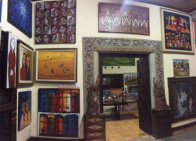Adipati Soeryo Gift Shop Gallery