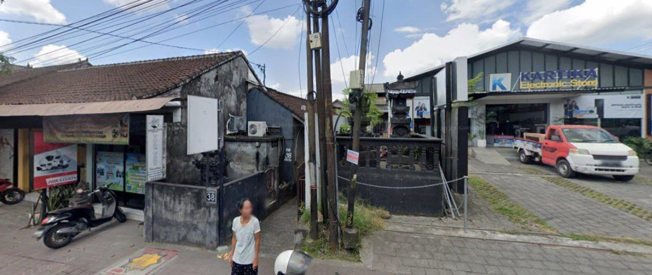 Canggu Tati Helmet Store