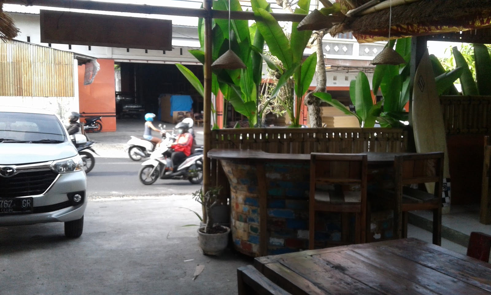 Canggu Tati Helmet Store