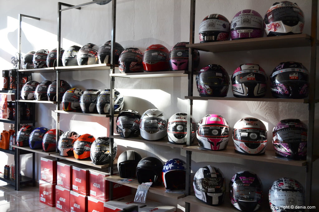 Shop Robby Helmet 102588