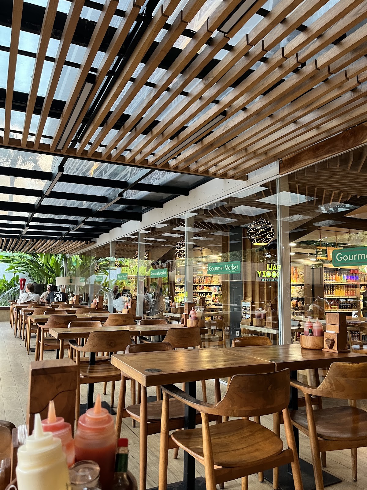 Sidewalk Jimbaran