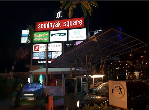 Shop Seminyak Square 102767