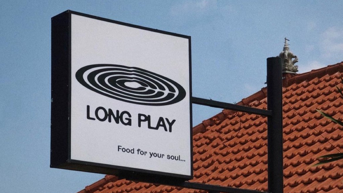 Long Play Coffee & Wine