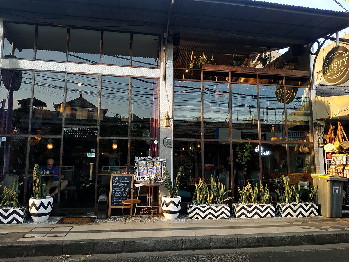 The Dusty Cafe