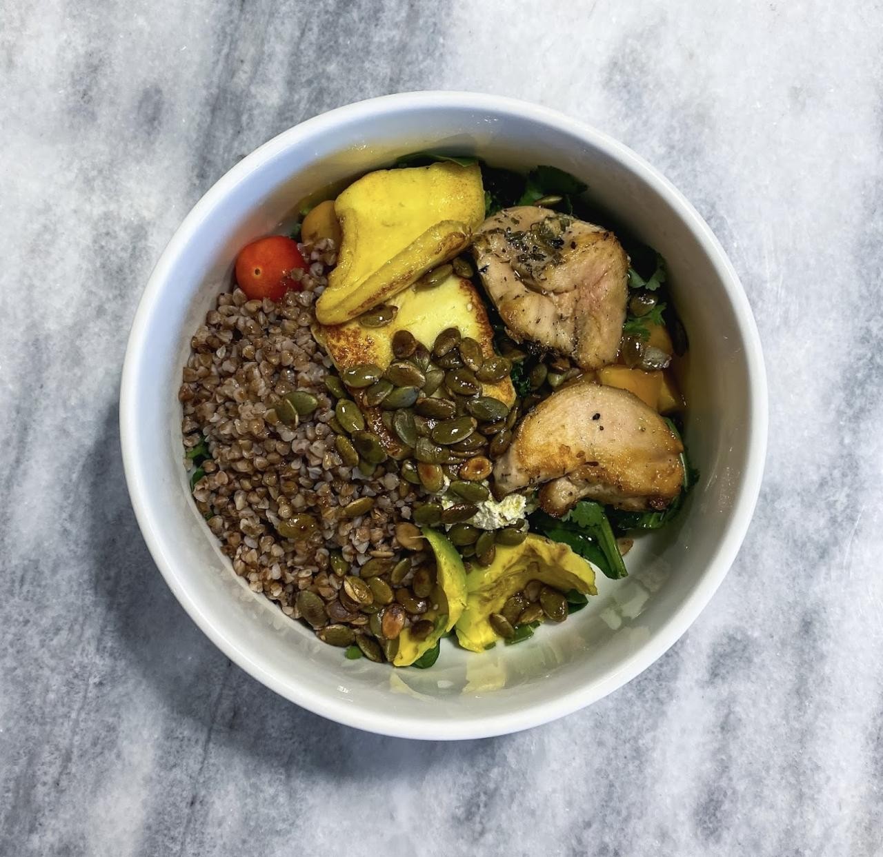 Organics. Salad and Bowl Bar