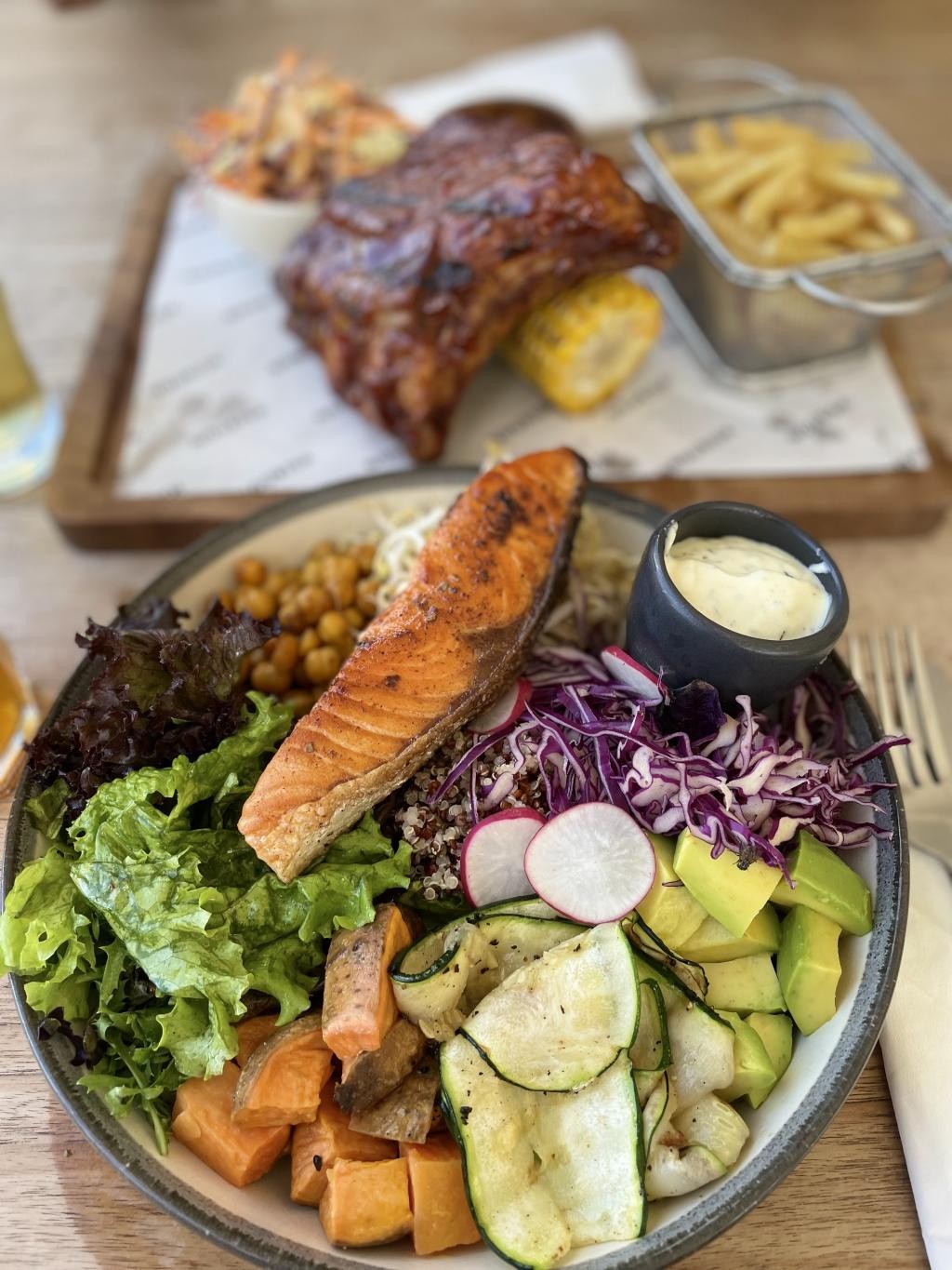NOURISH CAFE WHOLEFOODS PIZZERIA & BAKERY - UNGASAN