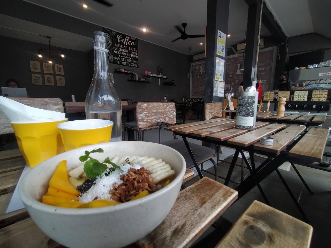 Machinery Cafe Bali