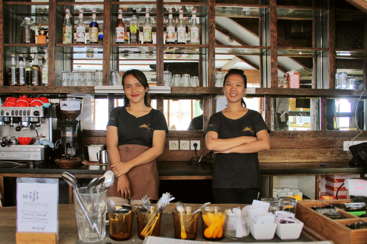 Kayu Cafe