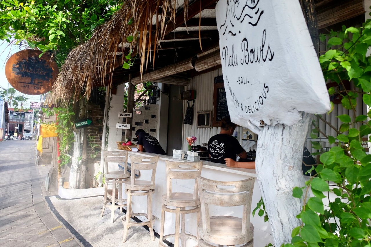Nalu Bowls Shelter Bali