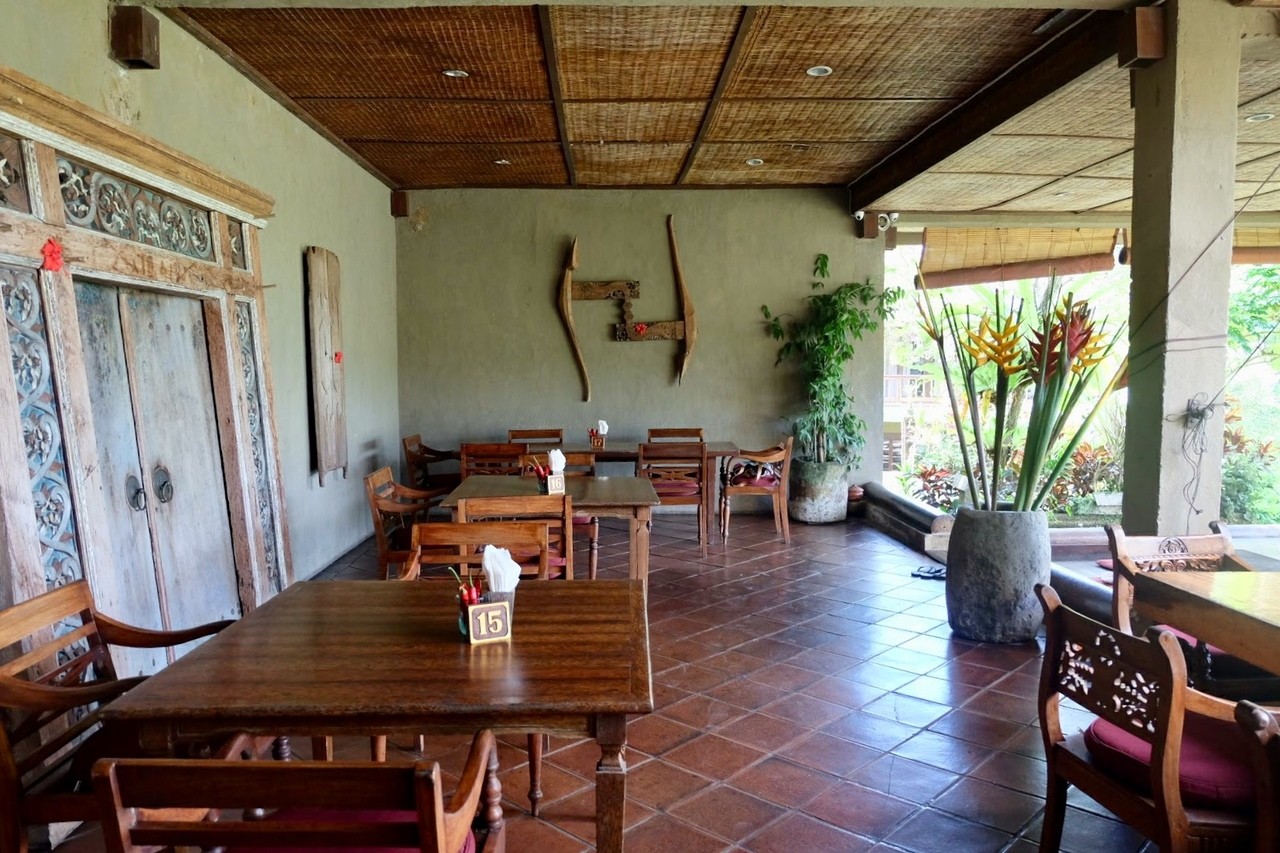 Kampung Cafe