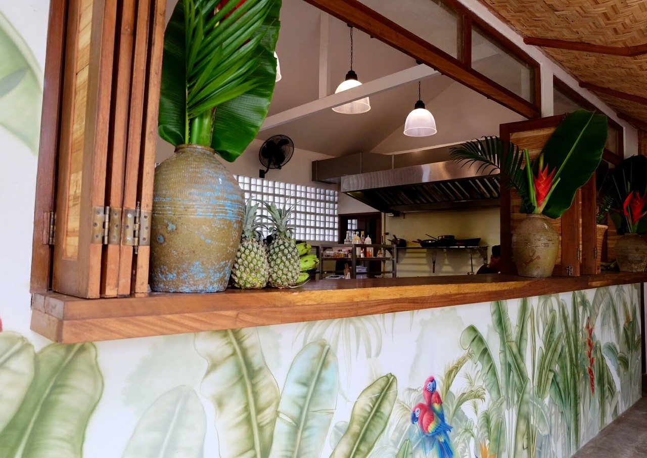 Koloni Cafe