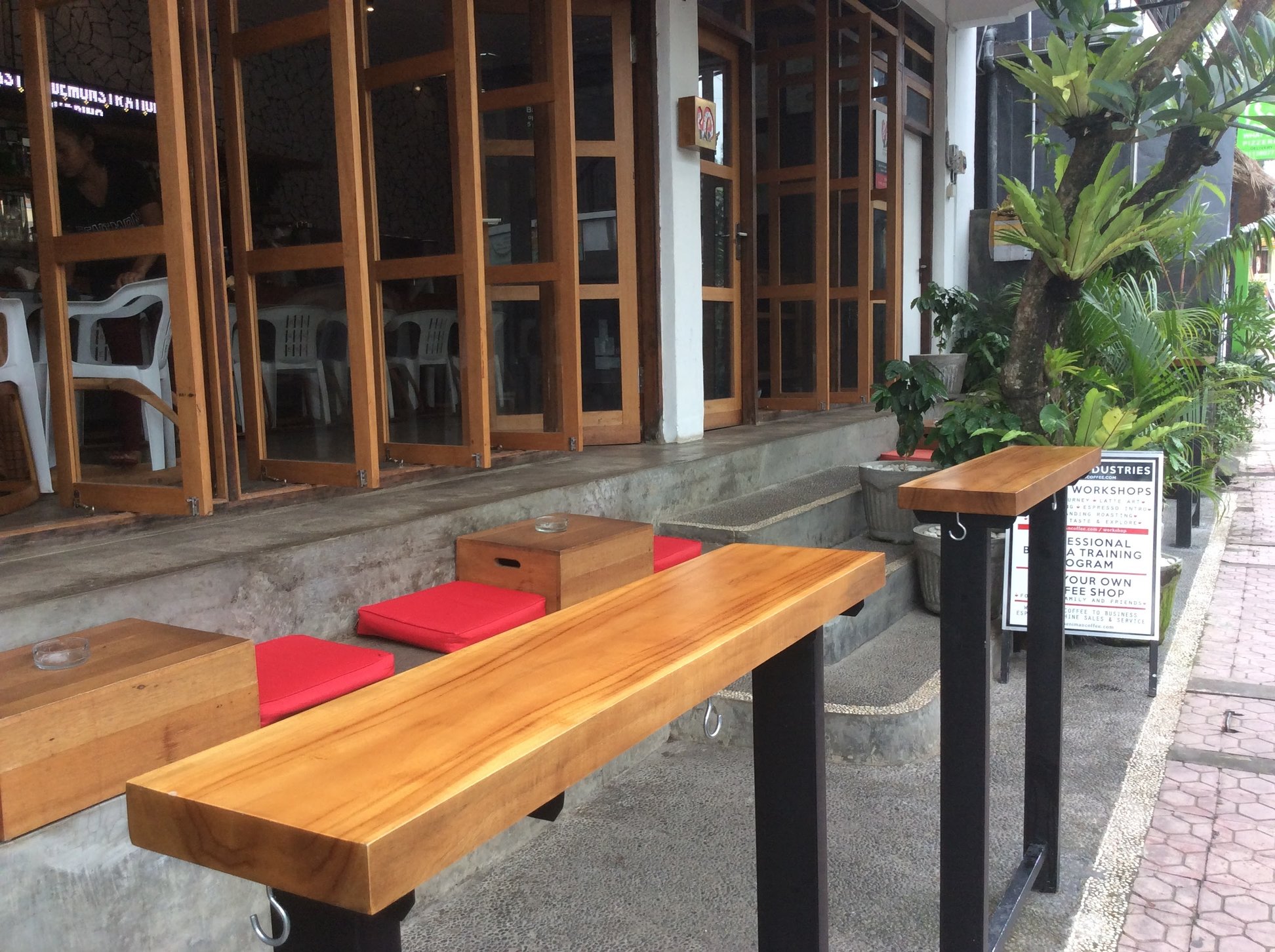 Restaurant Seniman Coffee Studio 102874