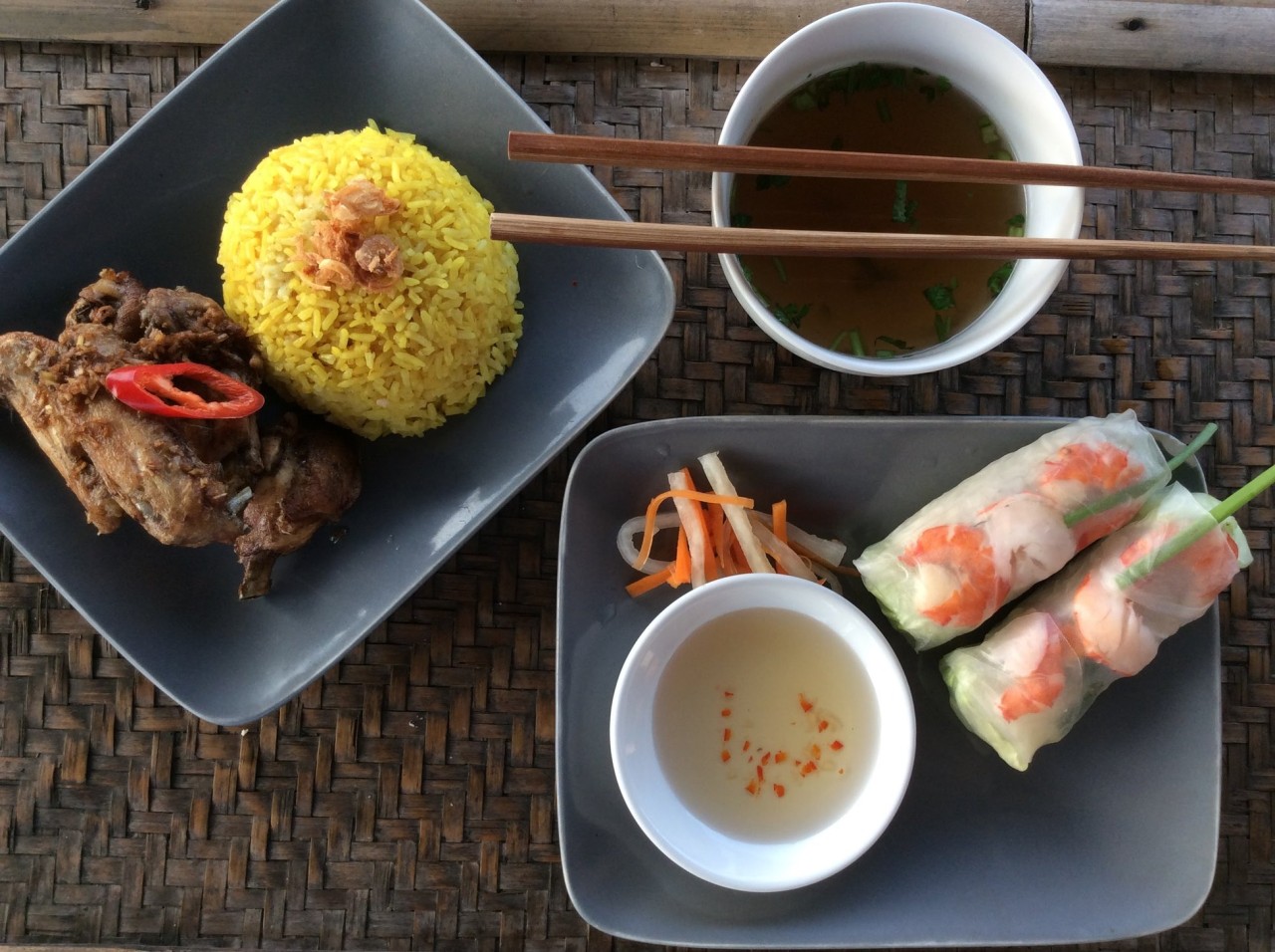 Xich Lo. Vietnamese Diner