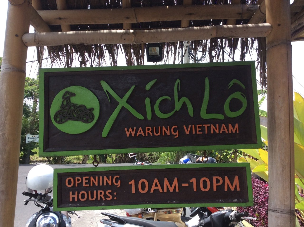 Xich Lo. Vietnamese Diner